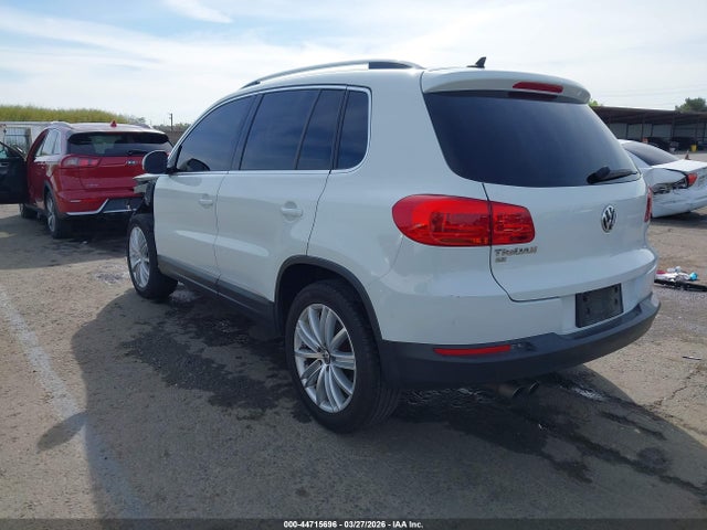 WVGAV7AX0GW597339 Volkswagen TIGUAN SE