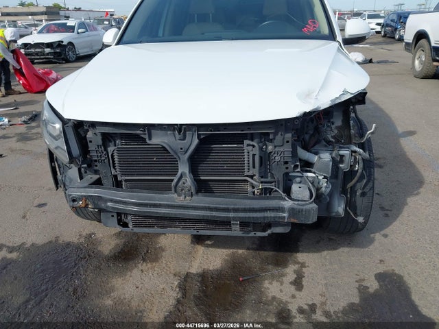 WVGAV7AX0GW597339 Volkswagen TIGUAN SE