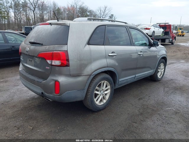 2015 KIA SORENTO 5XYKT4A77FG592213 Photo 3
