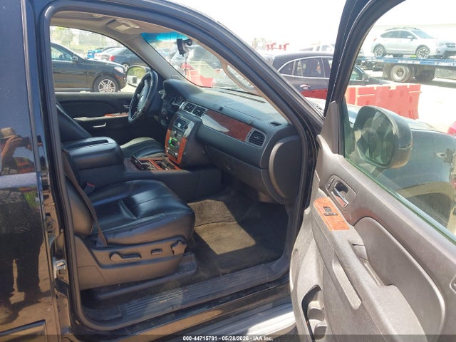 Aukcja sprzedaży 2012 Chevrolet Suburban 1500 Lt, vin: 1GNSKJE73CR107579, numer aukcji: 44715791