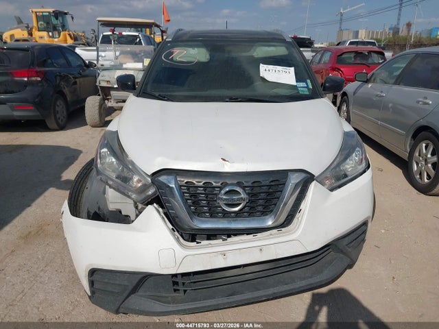 Aukcja sprzedaży 2018 Nissan Kicks Sv, vin: 3N1CP5CU8JL519583, numer aukcji: 44715793