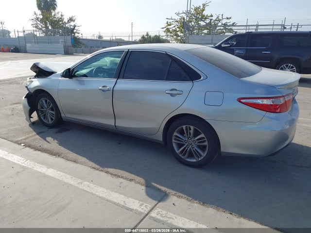 Toyota CAMRY SE 2015 4T1BF1FK4FU944130 Image 3