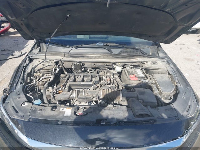 44715823 :رقم المزاد ، 1HGCV1F11KA147513 vin ، 2019 Honda Accord Lx مزاد بيع