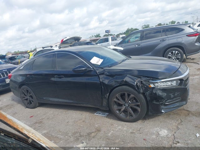 44715823 :رقم المزاد ، 1HGCV1F11KA147513 vin ، 2019 Honda Accord Lx مزاد بيع