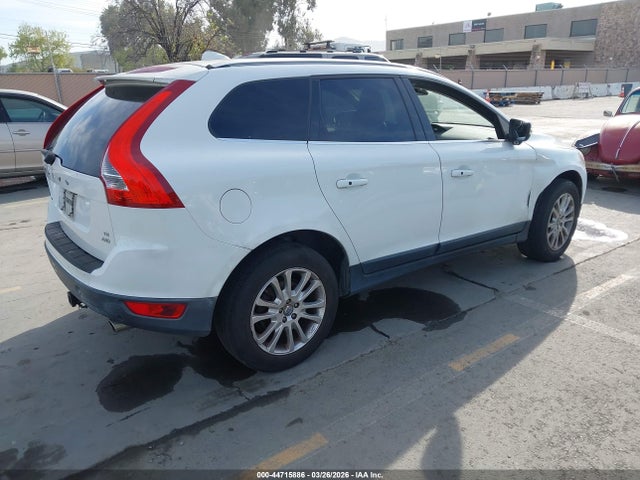 Aukcja sprzedaży 2010 Volvo Xc60 T6/t6 R-design, vin: YV4992DZ0A2063135, numer aukcji: 44715886
