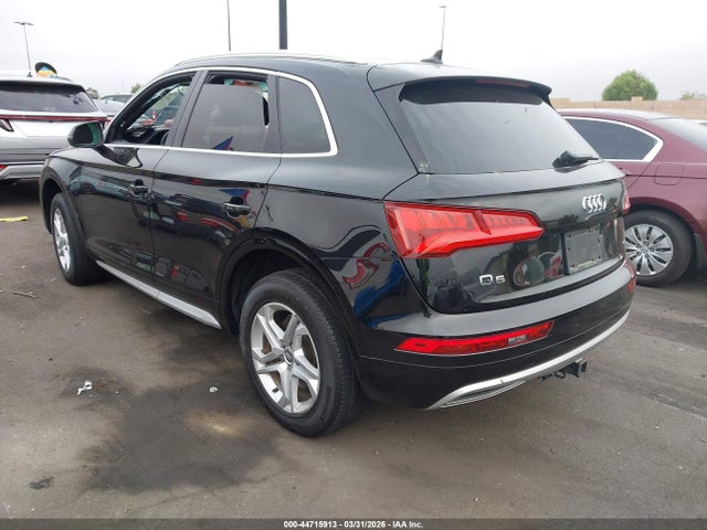 WA1ANAFY7K2088829 Audi Q5 45 Premium