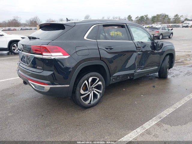 44715916 :رقم المزاد ، 1V2TE2CA0MC226184 vin ، 2021 Volkswagen Atlas Cross Sport 3.6l V6 Sel Premium مزاد بيع
