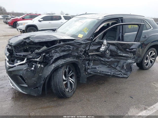 44715916 :رقم المزاد ، 1V2TE2CA0MC226184 vin ، 2021 Volkswagen Atlas Cross Sport 3.6l V6 Sel Premium مزاد بيع