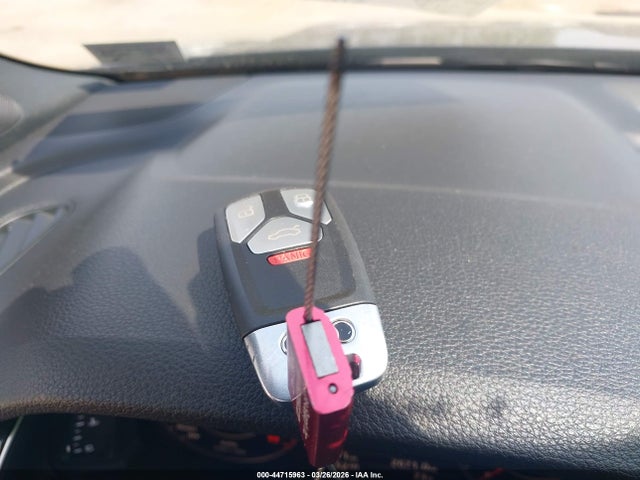 2017 AUDI Q7 WA1LAAF70HD057138 Photo 10