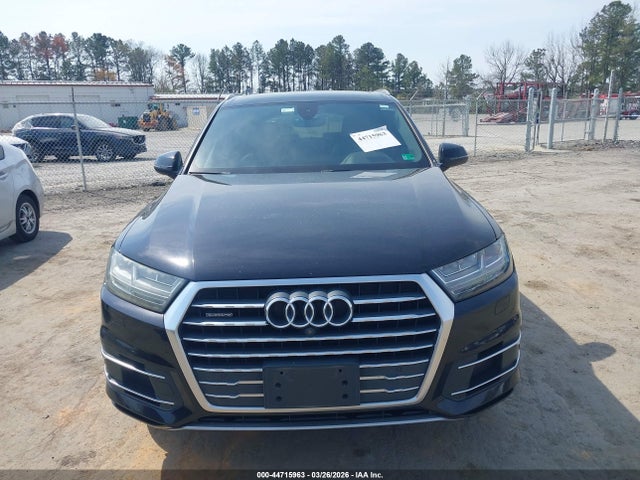 WA1LAAF70HD057138 Audi Q7 3.0t Premium