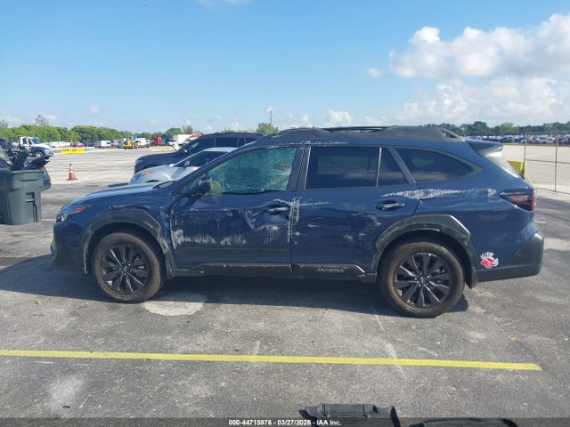 44715976 :رقم المزاد ، 4S4BTALC4S3322777 vin ، 2025 Subaru Outback Onyx Edition مزاد بيع