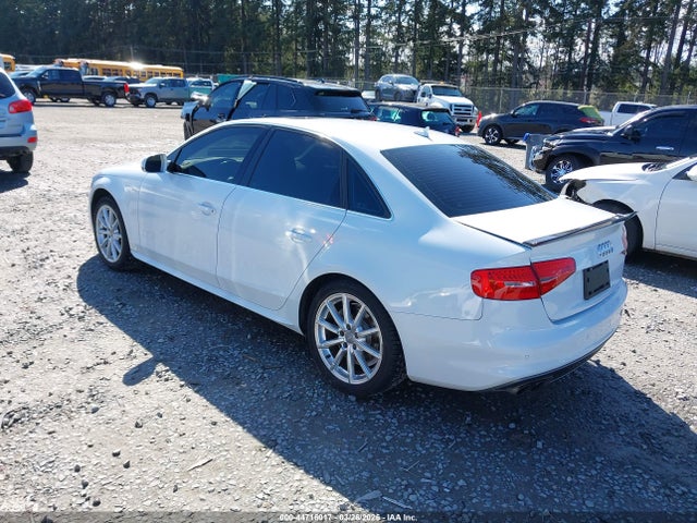 2015 AUDI A4 WAUFFAFLXFN029241 Photo 2