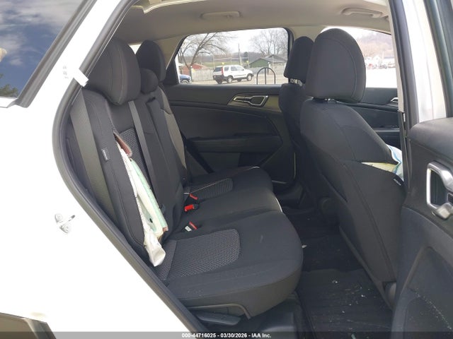 5XYK23DF2TG405326 KIA Sportage Lx