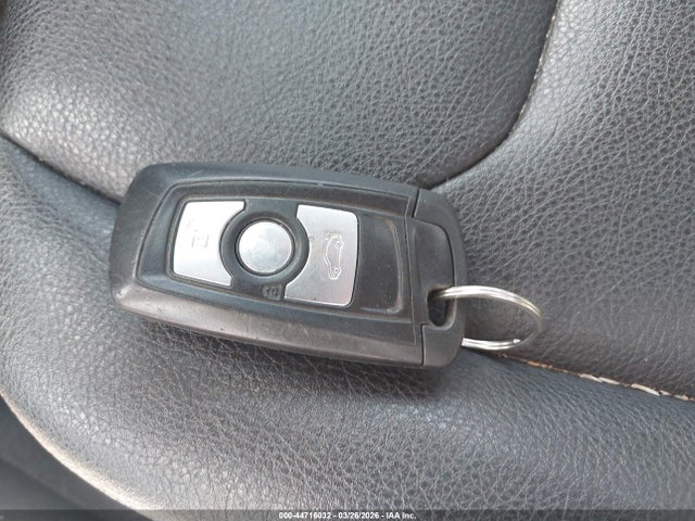 2013 BMW 320I WBA3C3C56DF981495 Photo 10