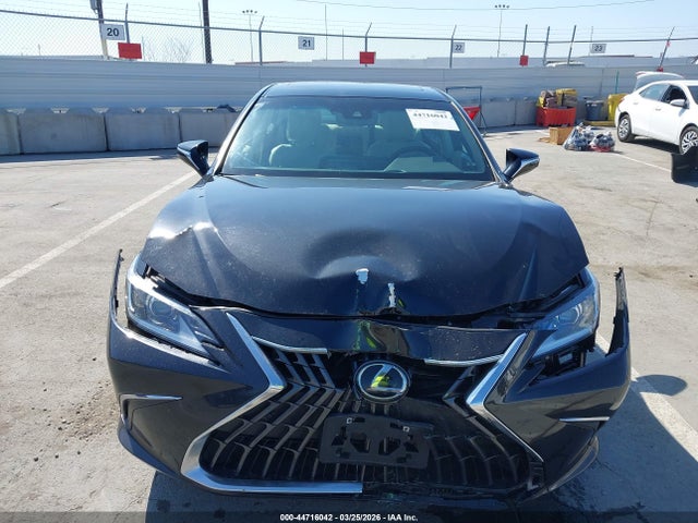 2023 Lexus Es 300h მანქანა იყიდება აუქციონზე, vin: 58ADA1C1XPU033443, აუქციონის ნომერი: 44716042