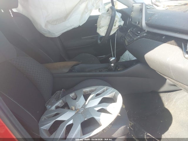 2020 TOYOTA C-HR JTNKHMBX5L1081879 Photo 4