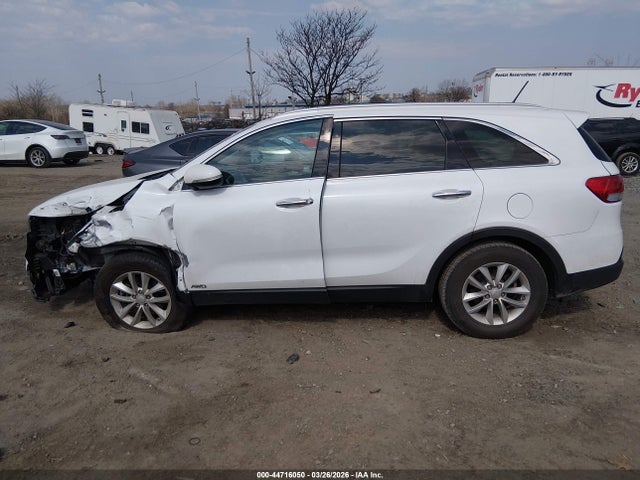 2017 Kia Sorento 2.4l Lx მანქანა იყიდება აუქციონზე, vin: 5XYPGDA33HG258514, აუქციონის ნომერი: 44716050