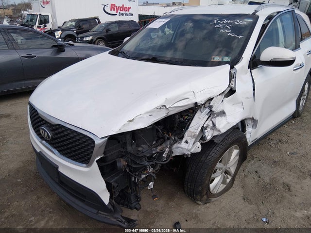 2017 Kia Sorento 2.4l Lx მანქანა იყიდება აუქციონზე, vin: 5XYPGDA33HG258514, აუქციონის ნომერი: 44716050