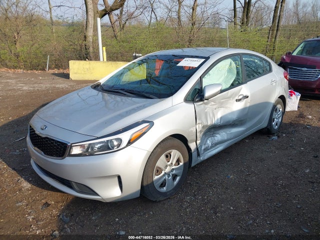 Продаж на аукціоні авто 2017 Kia Forte Lx, vin: 3KPFK4A74HE092711, номер лоту: 44716052