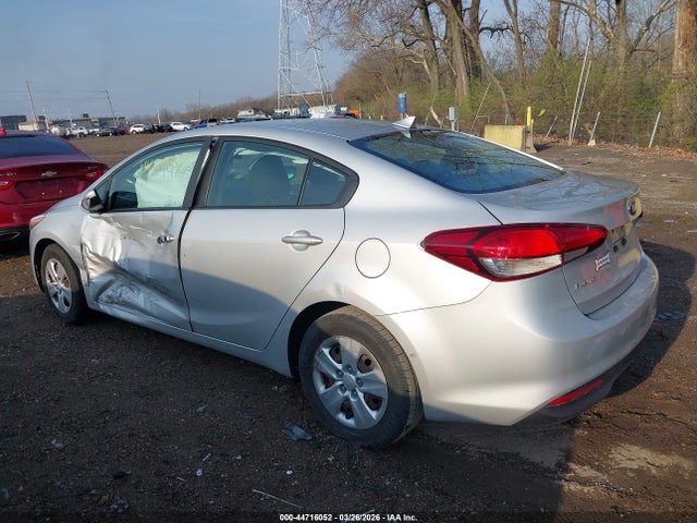 Продаж на аукціоні авто 2017 Kia Forte Lx, vin: 3KPFK4A74HE092711, номер лоту: 44716052