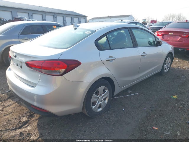 Продаж на аукціоні авто 2017 Kia Forte Lx, vin: 3KPFK4A74HE092711, номер лоту: 44716052