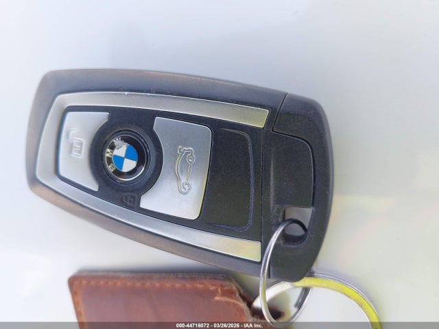 44716072 :رقم المزاد ، WBA3A5C56CF347510 vin ، 2012 Bmw 328i مزاد بيع