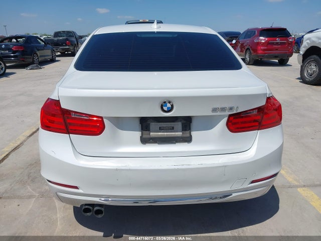 44716072 :رقم المزاد ، WBA3A5C56CF347510 vin ، 2012 Bmw 328i مزاد بيع
