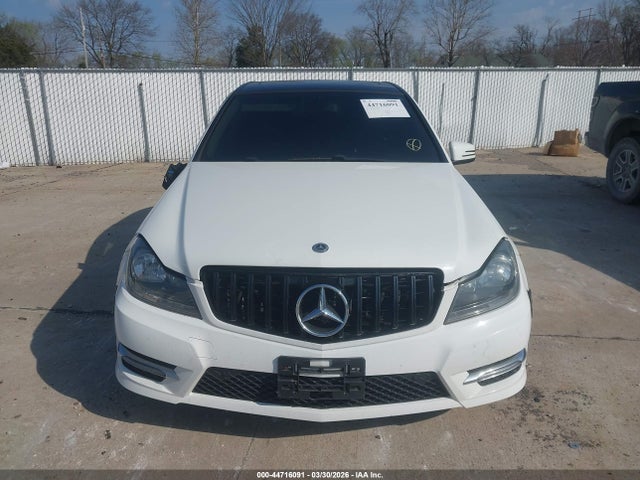Aukcja sprzedaży 2013 Mercedes-benz C 300 Sport 4matic, vin: WDDGF8AB6DR296631, numer aukcji: 44716091