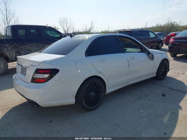 Aukcja sprzedaży 2013 Mercedes-benz C 300 Sport 4matic, vin: WDDGF8AB6DR296631, numer aukcji: 44716091