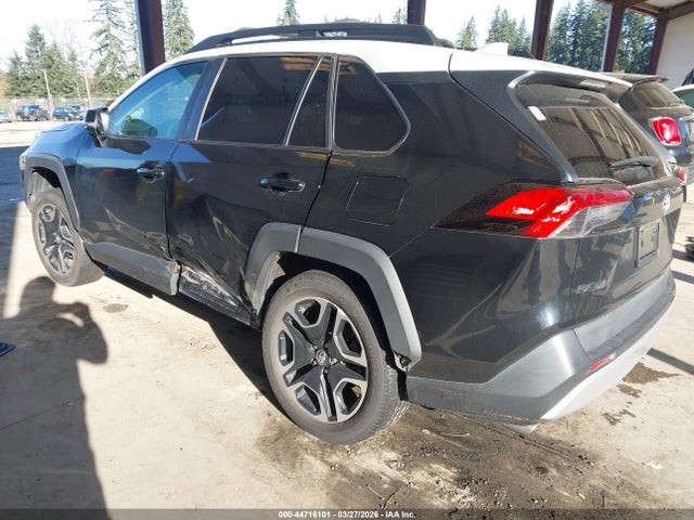 2T3J1RFV6KC046117 Toyota Rav4 Adventure