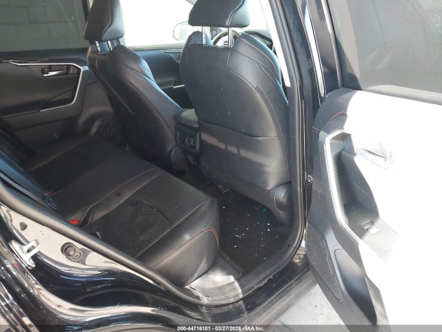 2T3J1RFV6KC046117 Toyota Rav4 Adventure