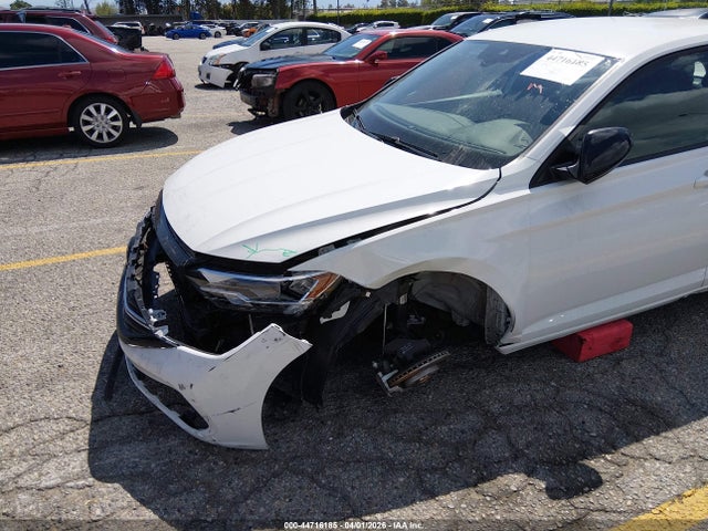 2024 Volkswagen Jetta 1.5t Sport მანქანა იყიდება აუქციონზე, vin: 3VWBM7BU8RM036449, აუქციონის ნომერი: 44716185