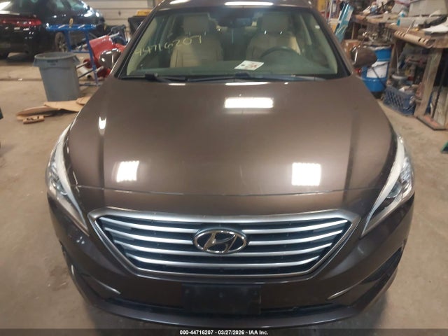 2016 Hyundai Sonata Se მანქანა იყიდება აუქციონზე, vin: 5NPE24AF5GH284510, აუქციონის ნომერი: 44716207