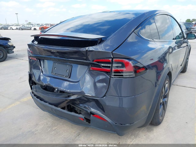 44716220 :رقم المزاد ، 7SAXCBE56NF334745 vin ، 2022 Tesla Model X Dual Motor All-wheel Drive مزاد بيع