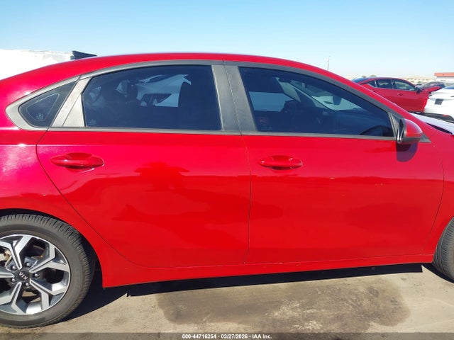 3KPF24AD0KE076597 KIA Forte Lxs