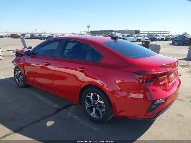3KPF24AD0KE076597 KIA Forte Lxs