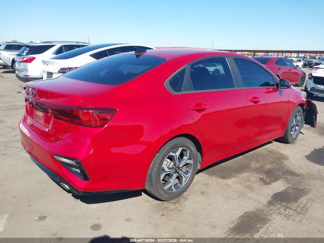 3KPF24AD0KE076597 KIA Forte Lxs
