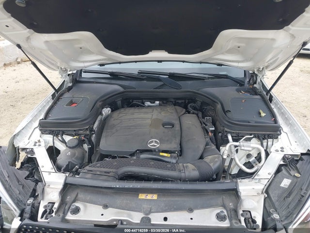 44716259 :رقم المزاد ، W1N0G8DB6NV364593 vin ، 2022 Mercedes-benz Glc 300 Suv مزاد بيع