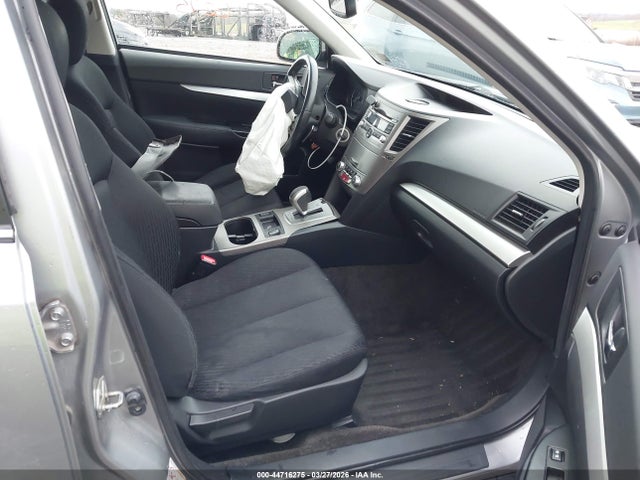 44716275 :رقم المزاد ، 4S4BRBGC2B3426568 vin ، 2011 Subaru Outback 2.5i Premium مزاد بيع