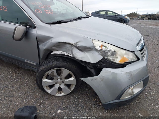 44716275 :رقم المزاد ، 4S4BRBGC2B3426568 vin ، 2011 Subaru Outback 2.5i Premium مزاد بيع