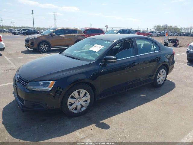 44716301 :رقم المزاد ، 3VWDX7AJ4DM443359 vin ، 2013 Volkswagen Jetta 2.5l Se مزاد بيع