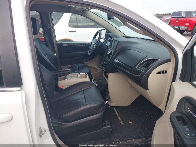 2016 CHRYSLER TOWN & COUNTRY 2C4RC1BG2GR231870 Photo 4
