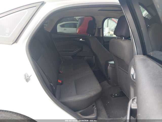 Ford FOCUS SE 2015 1FADP3F21FL248827 Image 8