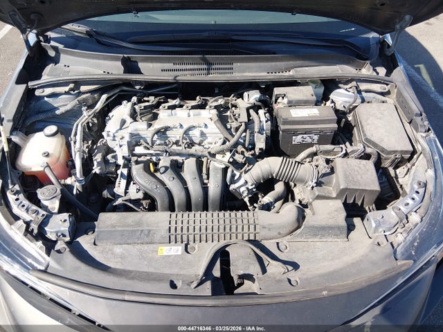 5YFEPMAE2NP279726 Toyota COROLLA LE