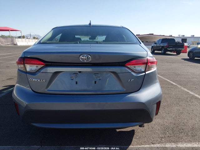5YFEPMAE2NP279726 Toyota COROLLA LE