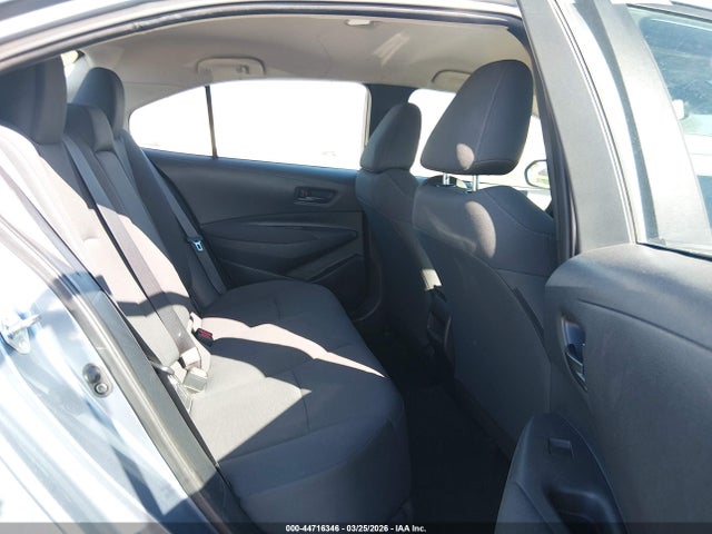 5YFEPMAE2NP279726 Toyota COROLLA LE