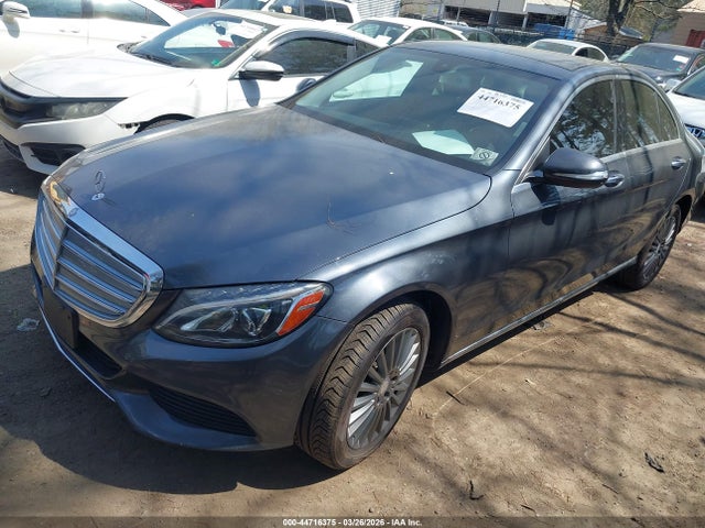 44716375 :رقم المزاد ، 55SWF4KB3FU070731 vin ، 2015 Mercedes-benz C 300 Luxury 4matic مزاد بيع