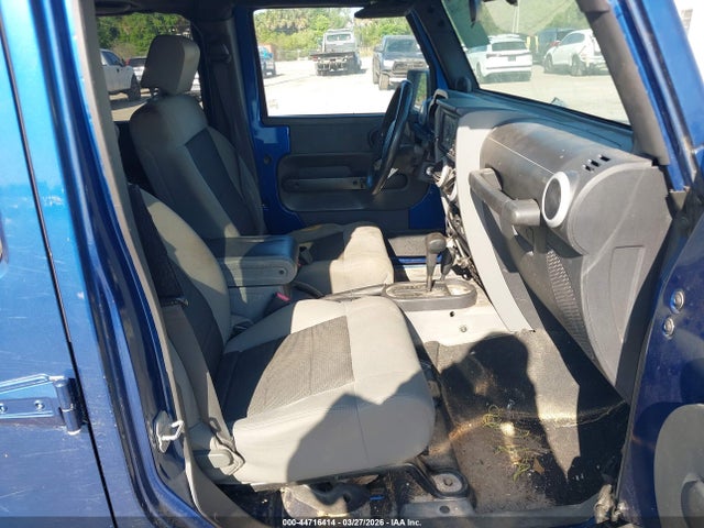 2010 Jeep Wrangler Unlimited Sahara მანქანა იყიდება აუქციონზე, vin: 1J4HA5H17AL108569, აუქციონის ნომერი: 44716414