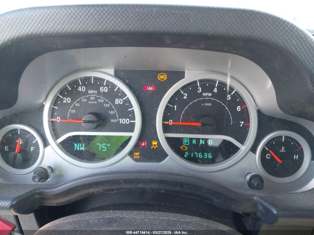 2010 Jeep Wrangler Unlimited Sahara მანქანა იყიდება აუქციონზე, vin: 1J4HA5H17AL108569, აუქციონის ნომერი: 44716414