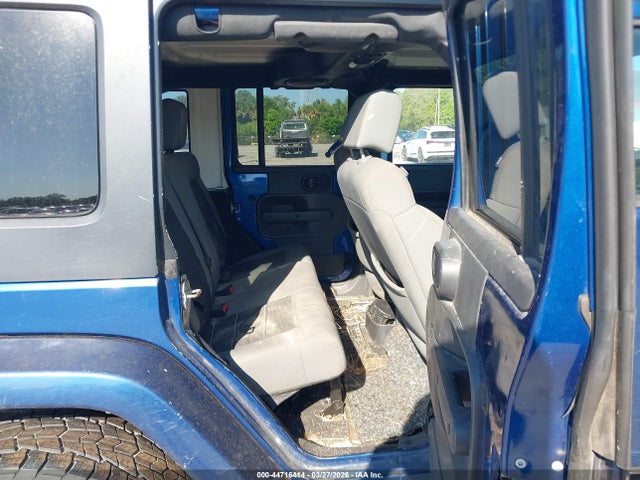 2010 Jeep Wrangler Unlimited Sahara მანქანა იყიდება აუქციონზე, vin: 1J4HA5H17AL108569, აუქციონის ნომერი: 44716414